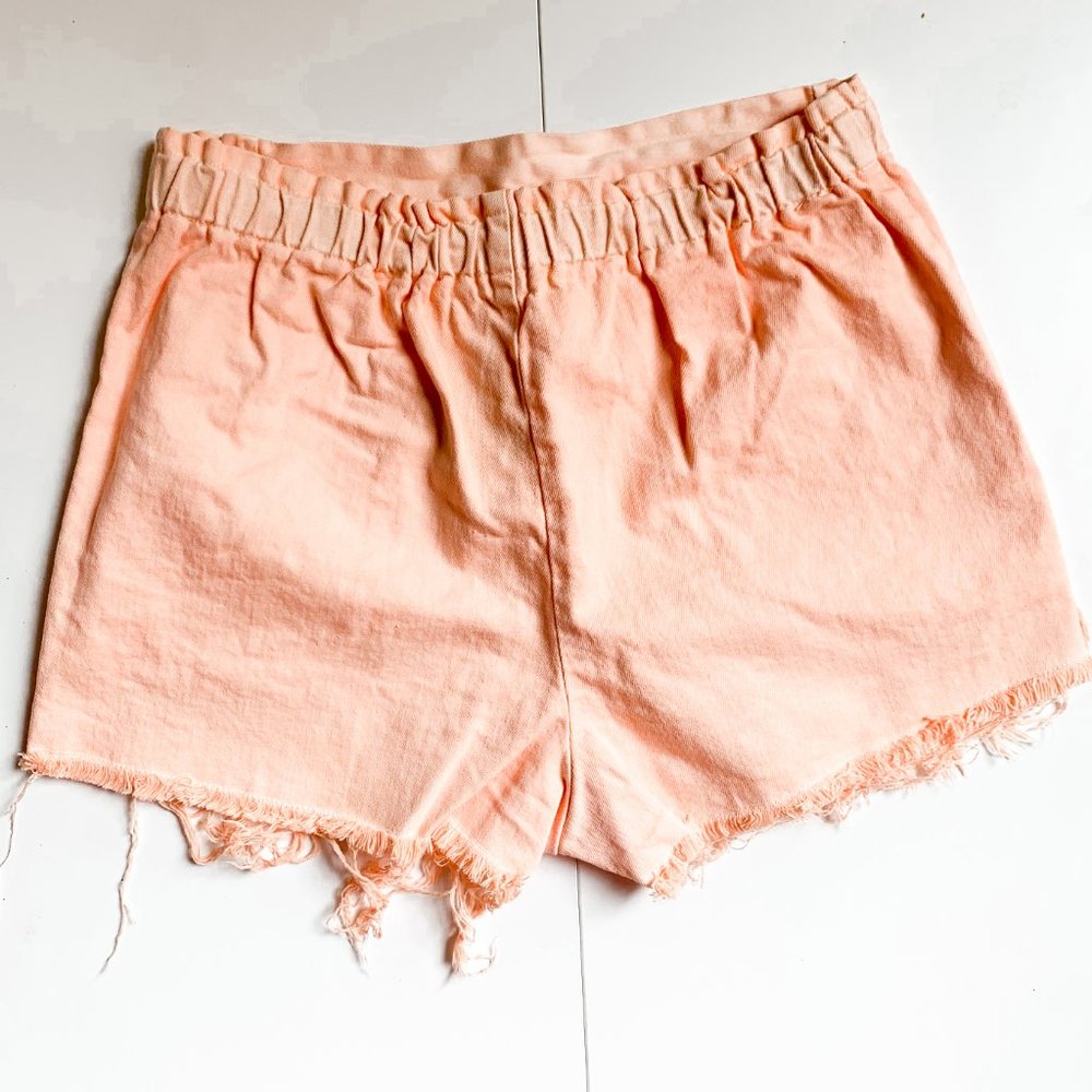 NWT urban outfitters peach cut off high rise short - Picture 5 of 6
